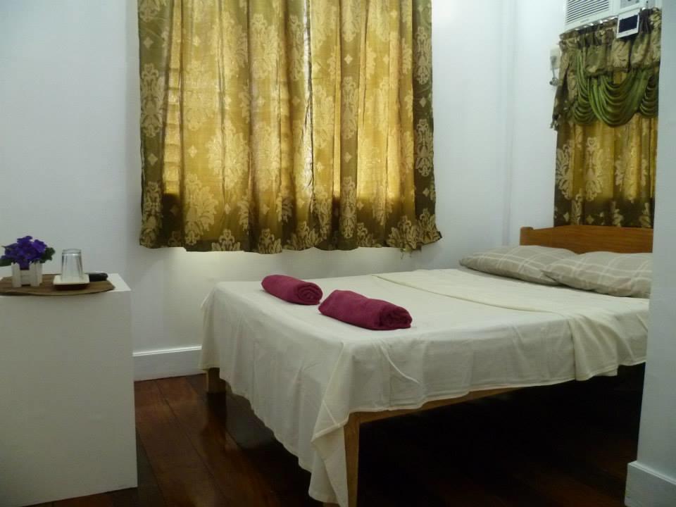 Newport Oak Pension Inn Tagbilaran City Exterior photo